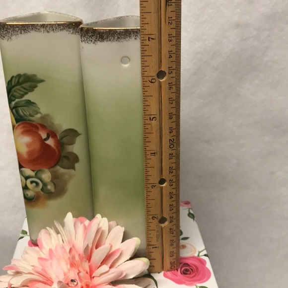 VINTAGE WALL VASES Green porcelain with gilded gold painted vintage fruit set 2 - Picture 14 of 16